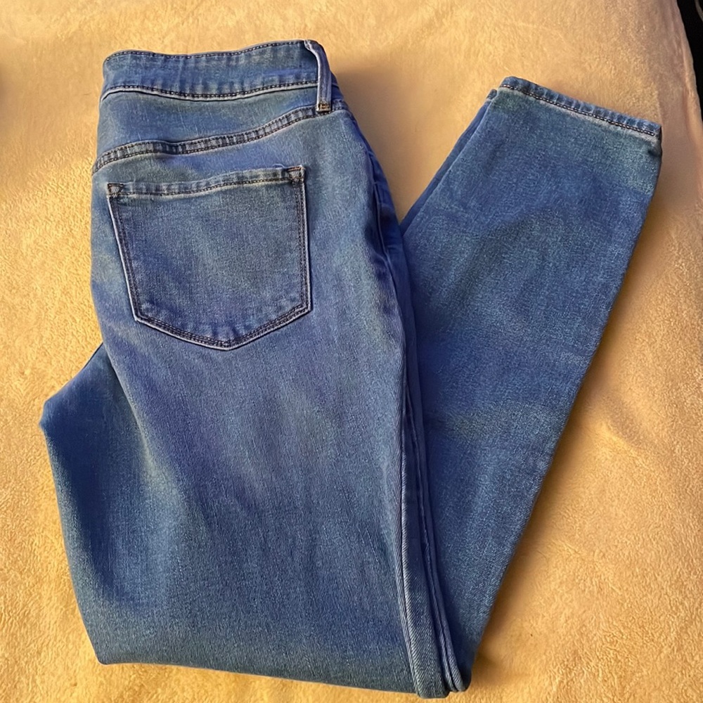 Old Navy pop icon skinny Jean 6Short